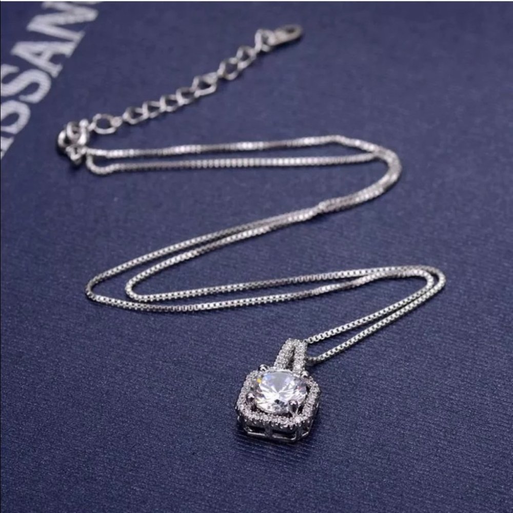New Crystal Zircon Pendant Chunky Statement Neckla - Picture 3 of 3